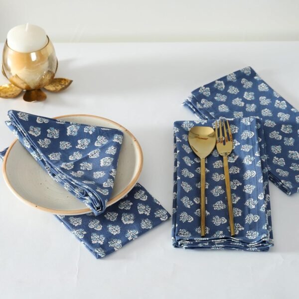 Cotton Cloth Napkins Natural Reusable Fall Dinner Napkins Reusable Machine Washable Fabric for Events, Gift, Home Decor - Indigo Blue (Pack of 4), 18x18 Inches