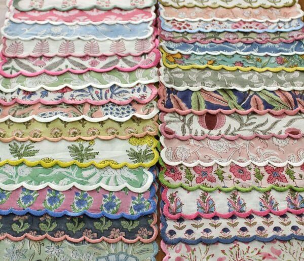 Cloth Napkins Reusable Washable Cotton Farmhouse Wedding Dinner Napkins for Thanksgiving Holiday Daily Wedding uses 18 x 18 Dinner Napkin