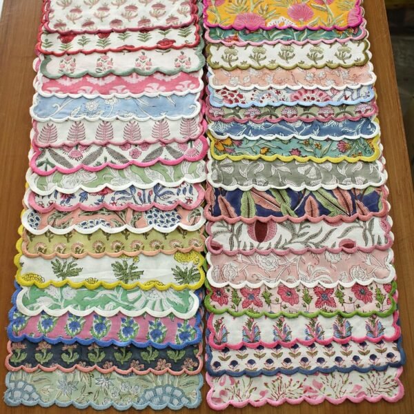 Cloth Napkins Reusable Washable Cotton Farmhouse Wedding Dinner Napkins for Thanksgiving Holiday Daily Wedding uses 18 x 18 Dinner Napkin